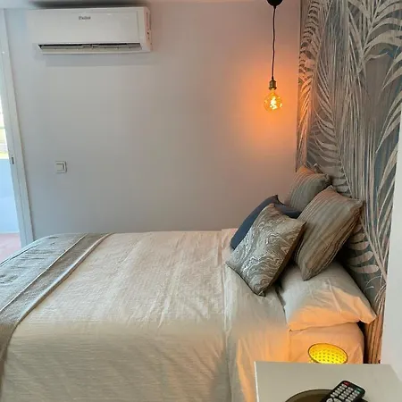 Apartment Tres Banderas *